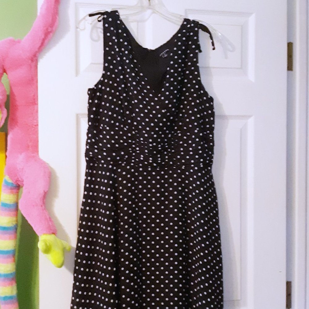 EUC Sleeveless V Neck Polka Dot Dress